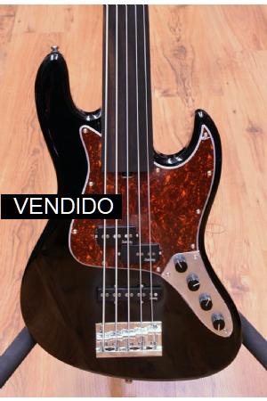 Sadowsky MetroExpress 21 Fret Hybrid PJ Fretless 5 Solid Black High Polish Sadowsky MetroExpress 21 Fret Hybrid PJ Fretless 5 Solid Black High Polish